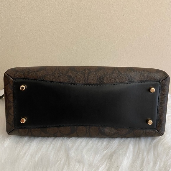 Coach purse and wallet set